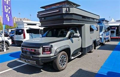 Zvjezdana čudesna dvostruka pop-top JMC šasija s ceste